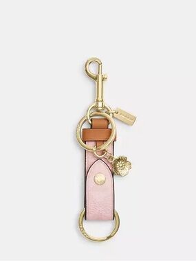 NWT Coach! Trigger Snap Bag Charm
In Signature Canvas With Heart Charm 🌸